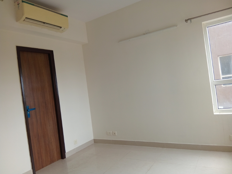 3 BHK Apartment For Rent in Adani Oyster Greens