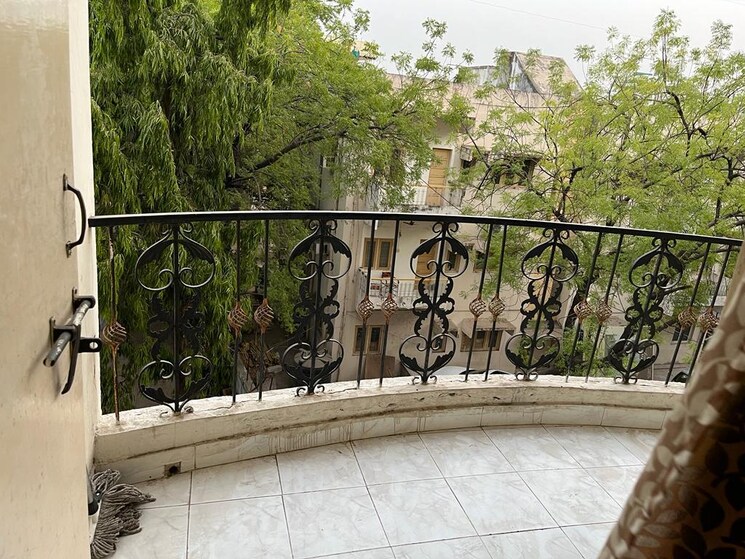 Balcony, ambawadi 3 Bedroom 1340 Sq.Ft. Apartment In Ambawadi Ahmedabad 8595403