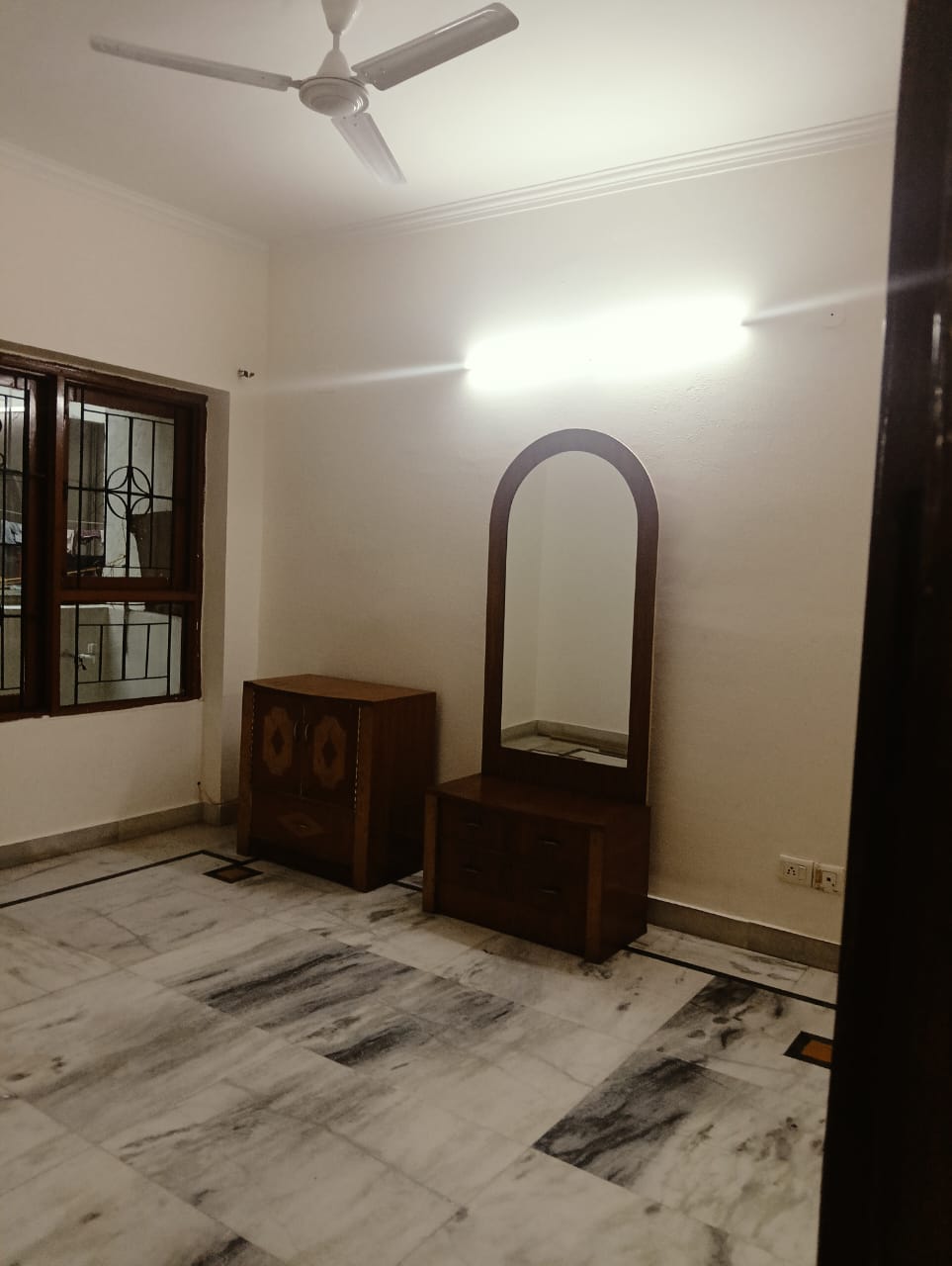 3 BHK + Pooja Room Builder Floor For Rent in SS Mayfield Gardens