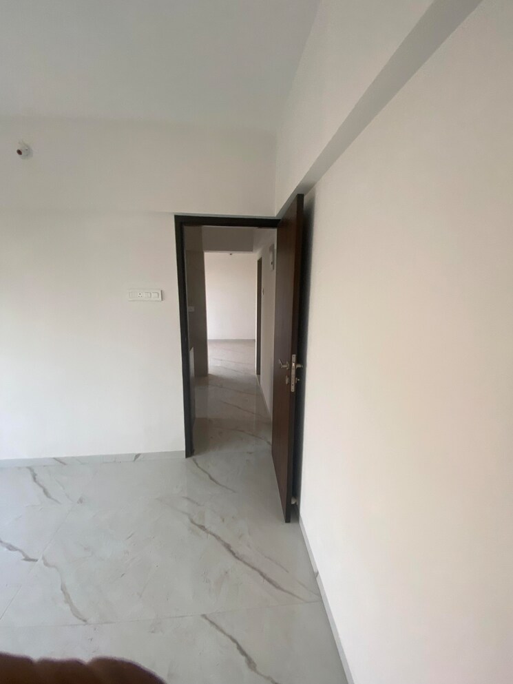 Room, shree-rajlaxmi-chs 2.5 Bedroom 800 Sq.Ft. Apartment In Borivali West Mumbai 8595461