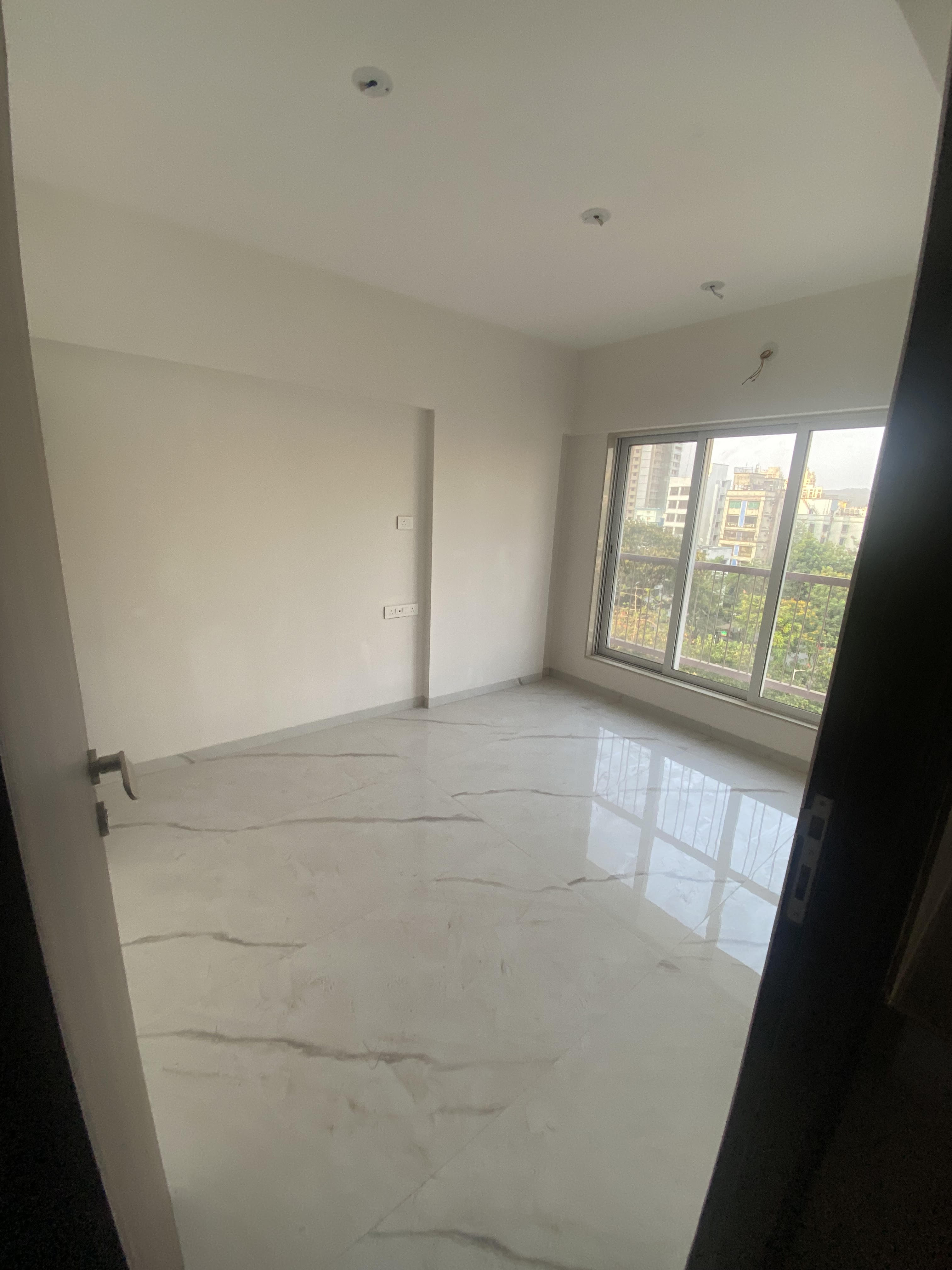 2.5 BHK Apartment For Sale in Shree Rajlaxmi CHS