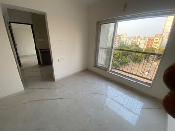 Room in 2.5 BHK Apartment at Shree Rajlaxmi CHS, Borivali West – for Sale