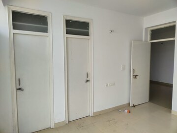 Room in 1 BHK Apartment at Breez Global Heights, Sohna Sector 33 – for Sale
