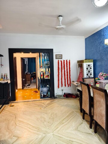 Gym in 3 BHK Builder Floor at Uppal Southend, Sector 49 – for Rent