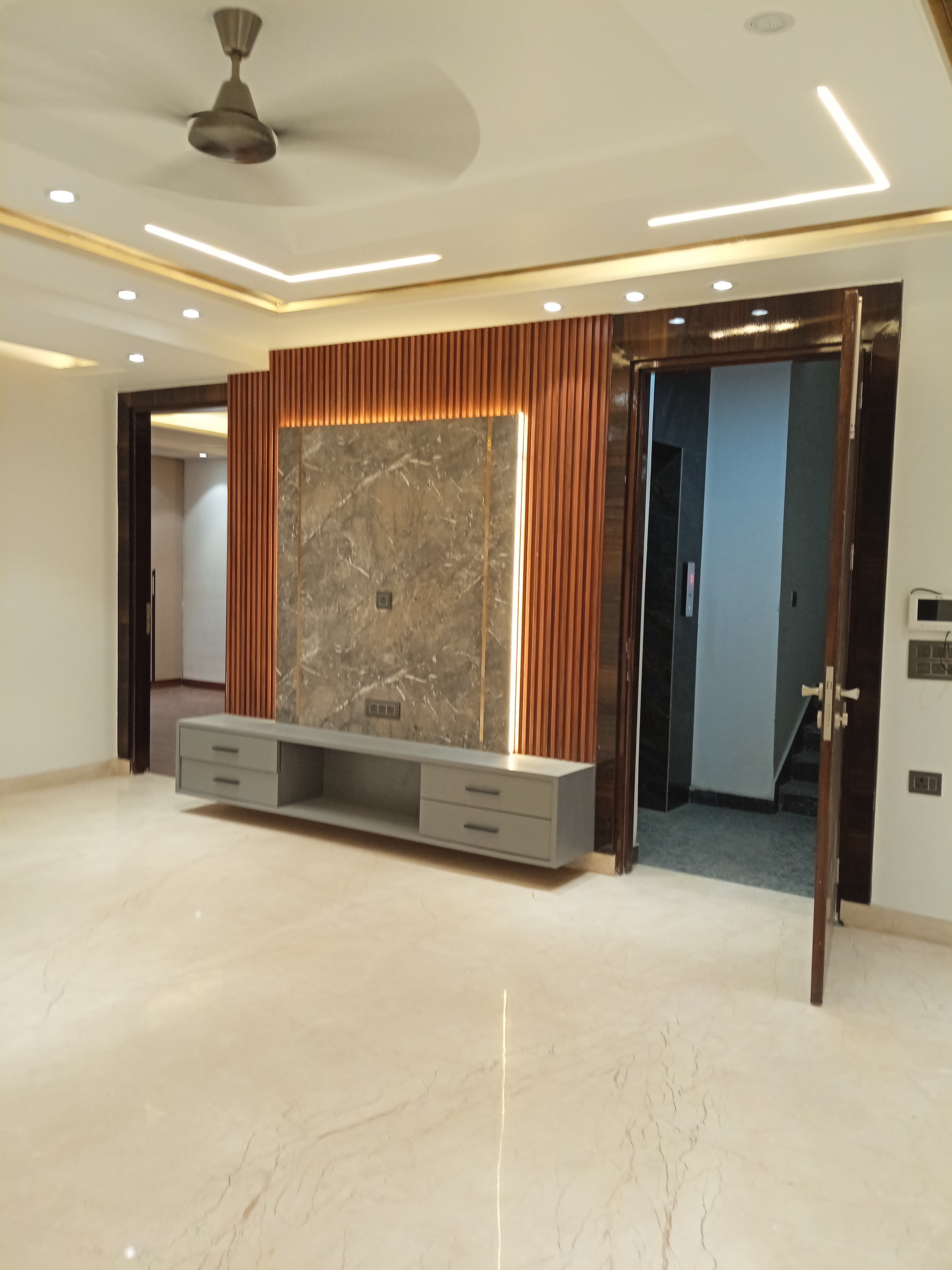5 BHK + Pooja Room,Study Room Apartment For Sale in Akshardham Apartment 