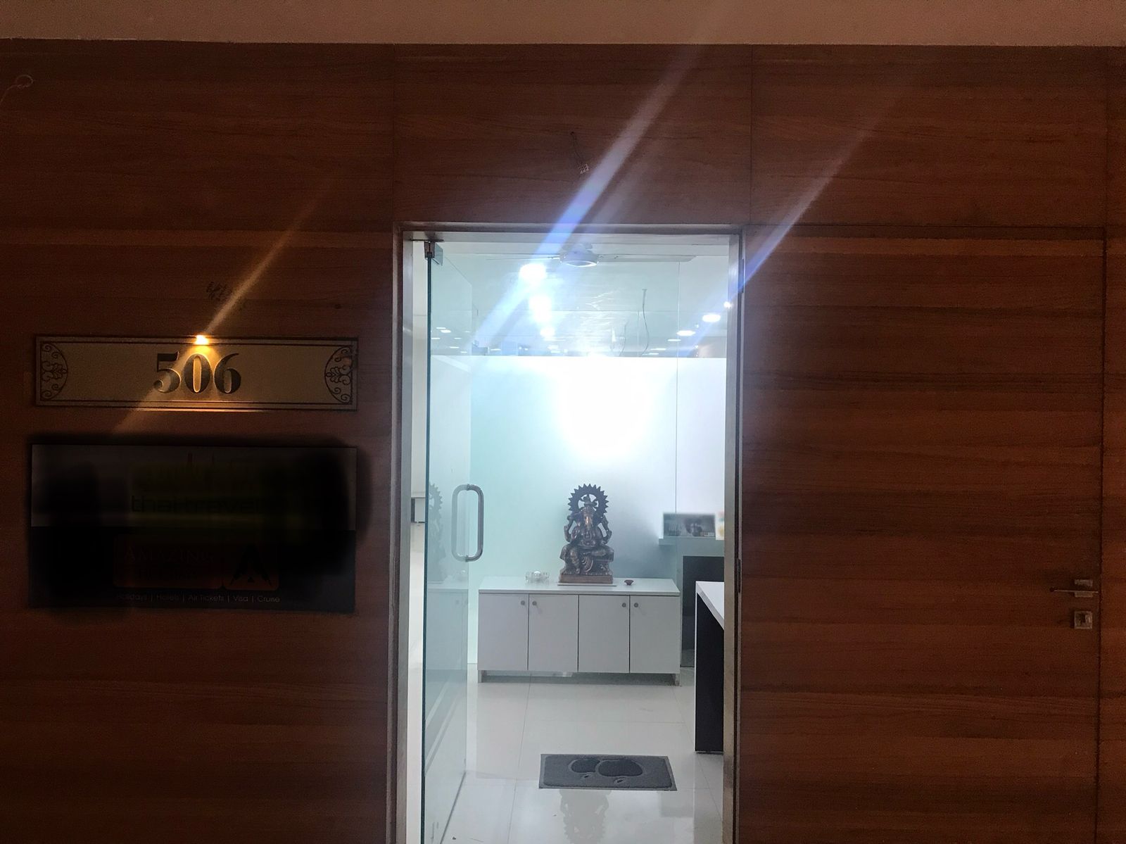 Office Space For Rent in Iscon Emporio