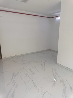 Room in 2 BHK Apartment at Anant Tara, Kandivali West – for Sale