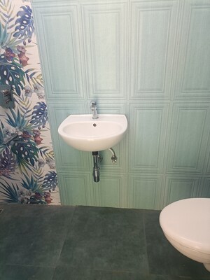 Bathroom in 2 BHK Apartment at Anant Tara, Kandivali West – for Sale