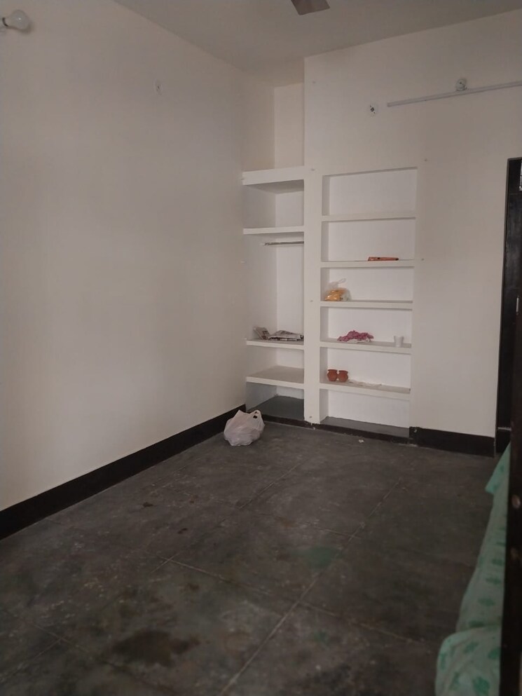 Room, gomti nagar 3 Bedroom 1250 Sq.Ft. Independent House In Gomti Nagar Lucknow 8595575