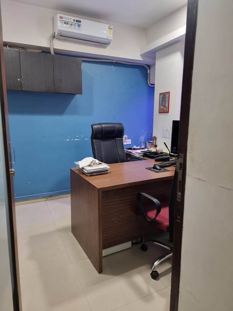 Team Area, bodakdev Commercial Office Space 1700 Sq.Ft. In Bodakdev Ahmedabad 8595576