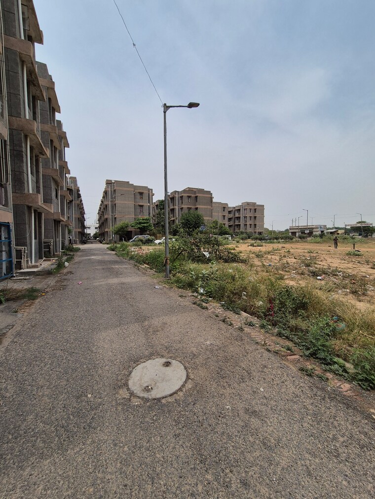 Exterior View, sector 10 greater noida 1.5 Bedroom 30 Sq.Mt. Apartment In Sector 10 Greater Noida Greater Noida 8595599