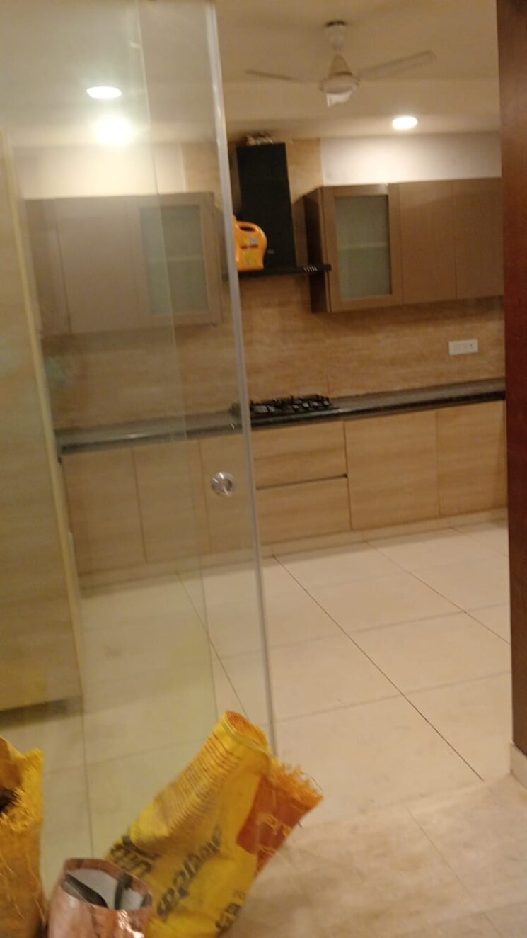 Bathroom, s-27-luxury-homes 3 Bedroom 2000 Sq.Ft. Apartment In Greater Kailash I Delhi 8595611