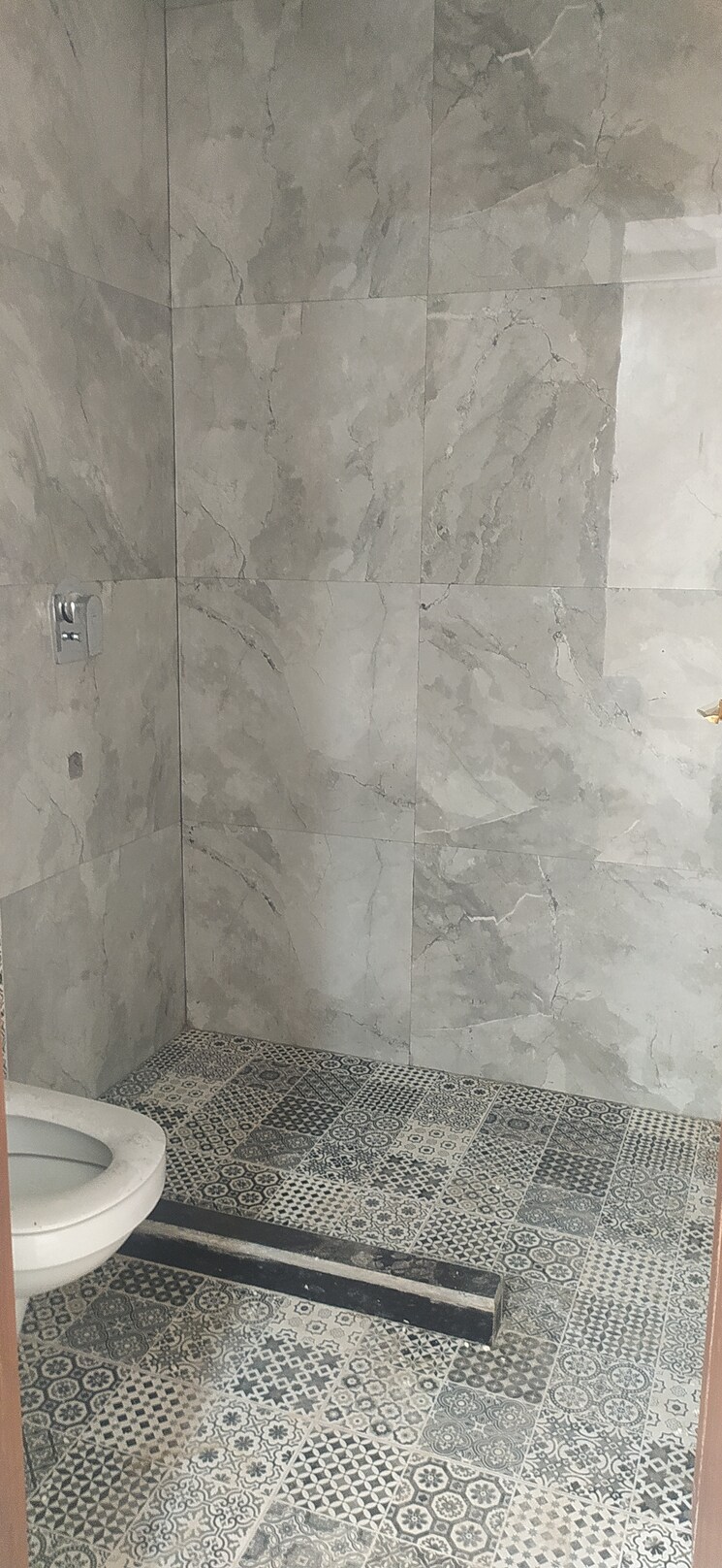 Bathroom, bptp-district-phase-2 3 Bedroom 150 Sq.Ft. Builder Floor In Sector 84 Faridabad 8595645