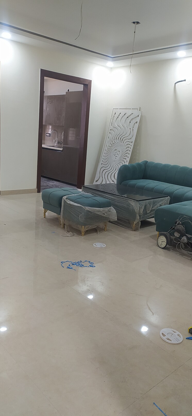  Parking, bptp-district-phase-2 3 Bedroom 150 Sq.Ft. Builder Floor In Sector 84 Faridabad 8595645