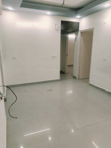 2 BHK Apartment For Rent in Nirala Aspire, Sector 16 Greater Noida