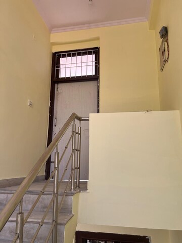 Staircase in 2 BHK Independent House at Mansarovar – for Rent