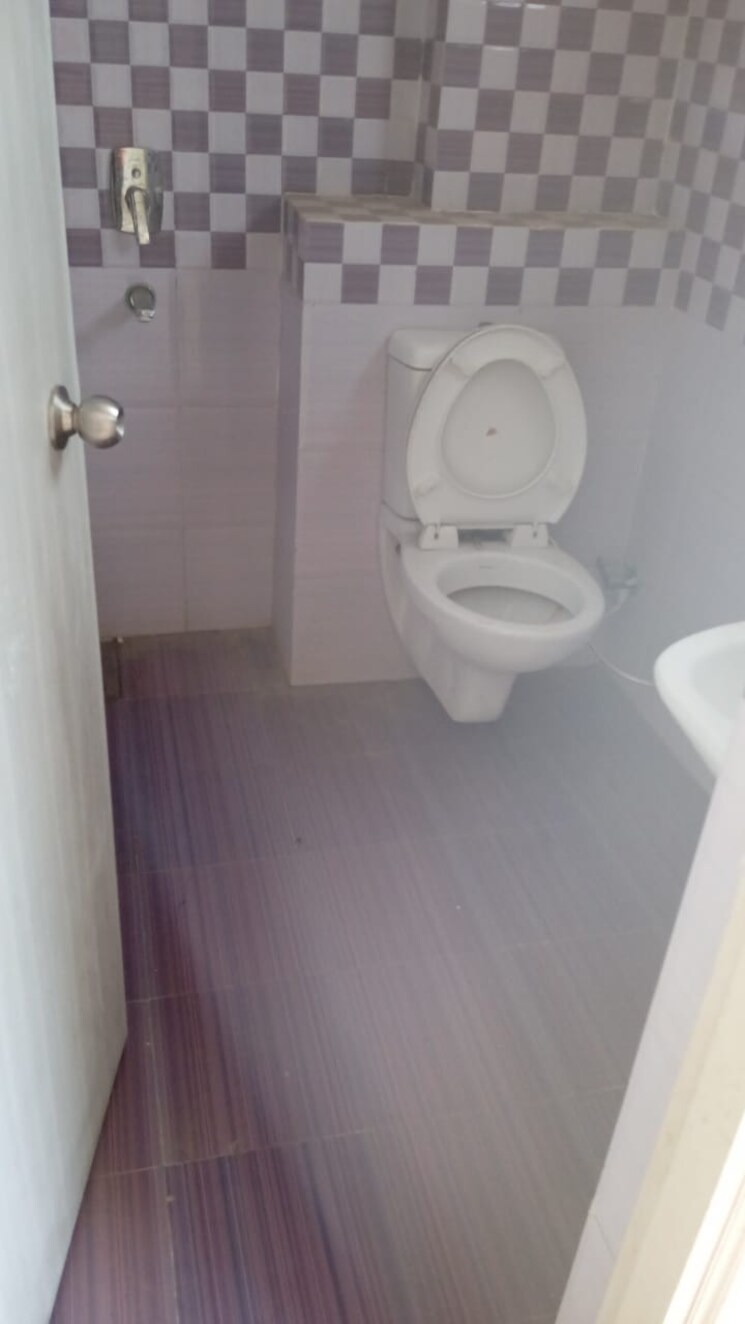 Bathroom, ng-kohinoor-pearl 3 Bedroom 1200 Sq.Ft. Apartment In Deva Road Lucknow 8595691