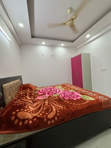 Bedroom in 2 BHK Builder Floor at Saket – for Rent