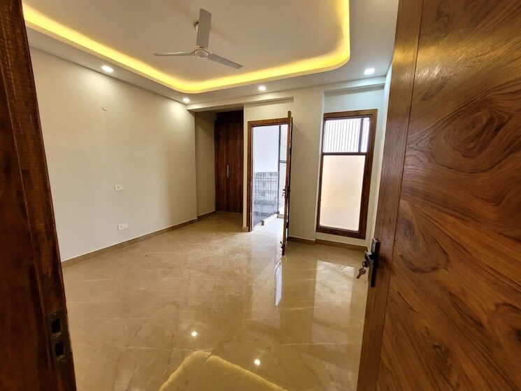 Room, sector 30 4 Bedroom 1620 Sq.Ft. Builder Floor In Sector 30 Faridabad 8595737
