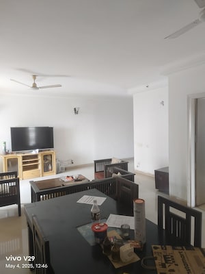 Master Bedroom in 3 BHK Apartment at BPTP Freedom Park Life, Sector 57 – for Sale