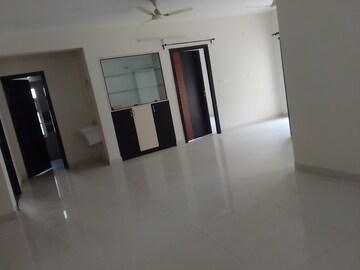Room in 4 BHK Apartment at NCC Urban One, Narsingi – for Rent