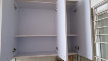 Furnished Amenities in 2 BHK Apartment at Rohini Apartment, Gomti Nagar – for Rent