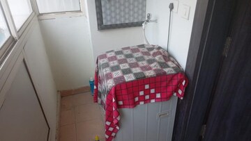 Bedroom in 2 BHK Apartment at Rohini Apartment, Gomti Nagar – for Rent