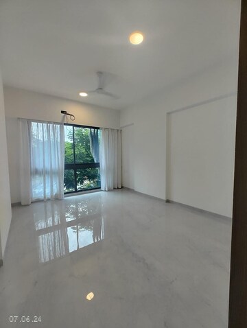 Room in 3 BHK Apartment at Aayush Ayaansh, Chembur – for Sale