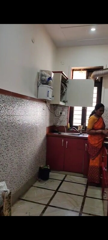 Furnished Amenities in 2 BHK Builder Floor at Ardee City, Sector 52 – for Rent