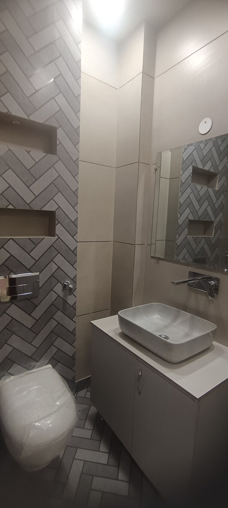 Bathroom, meenakshi garden 3 Bedroom 900 Sq.Ft. Builder Floor In Meenakshi Garden Delhi 8595865