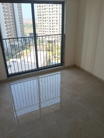 Room in 2 BHK Apartment at Naigaon – for Rent