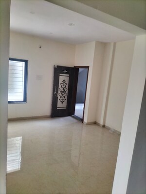 Room in 2 BHK Apartment at Sangli Miraj Road – for Sale