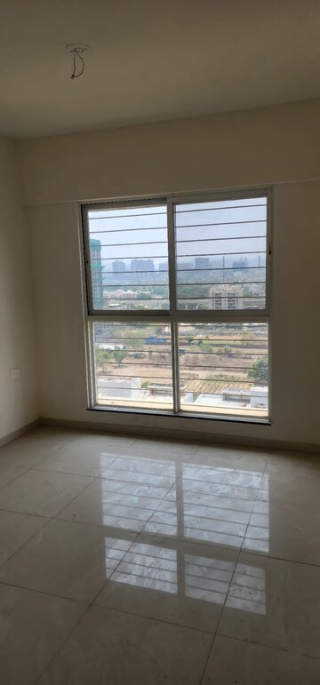 Room in 2 BHK Apartment at Mantra Monarch, Balewadi – for Rent