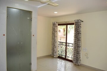 Room in 4 BHK Villa at Ezzy Corinth, Hennur Road – for Sale