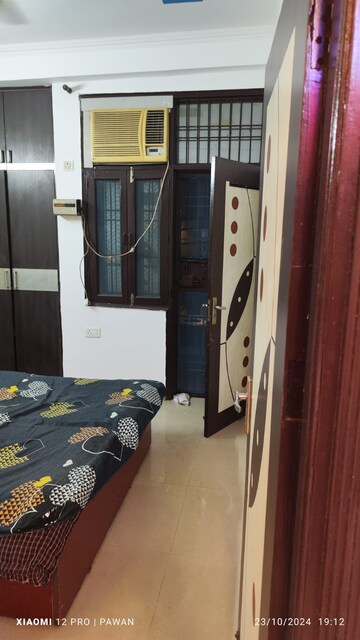 Master Bedroom in 2 BHK Builder Floor at Niti Khand – for Rent