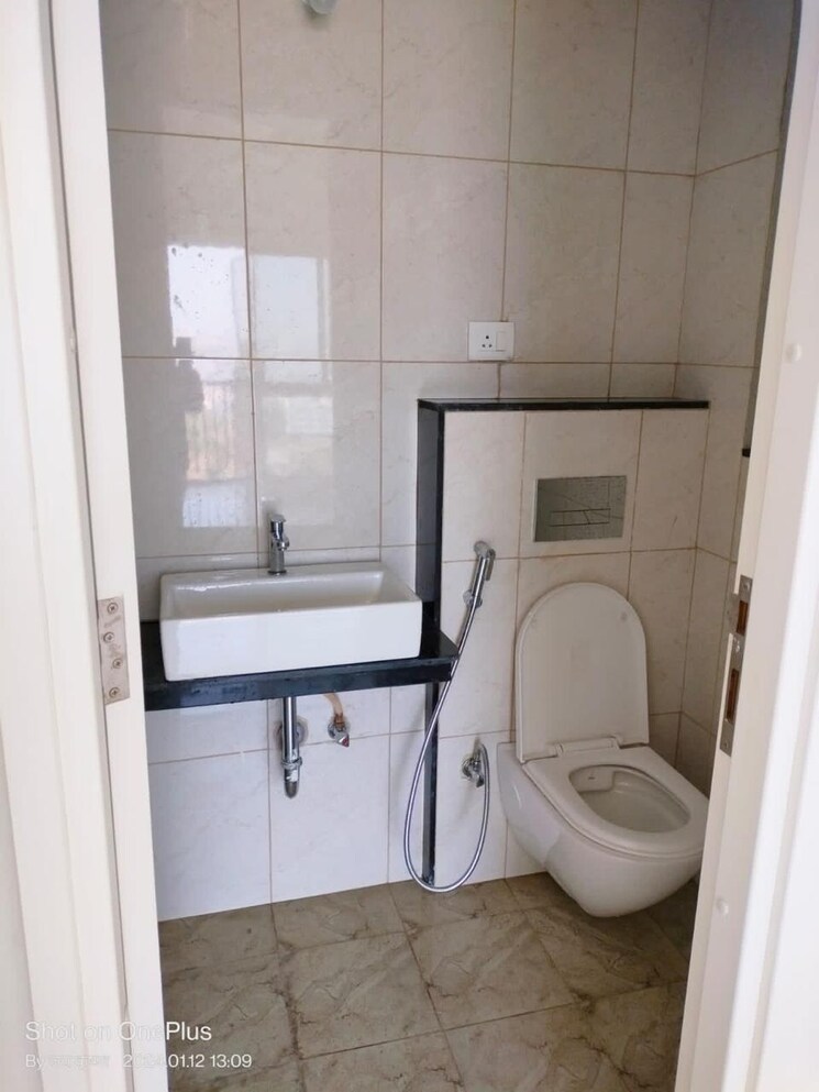 Bathroom, godrej-hillside 3 Bedroom 878 Sq.Ft. Apartment In Mahalunge Pune 8595995