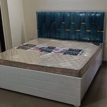 Bedroom in 2 BHK Apartment at Gardenia Golf City, Noida Central – for Rent