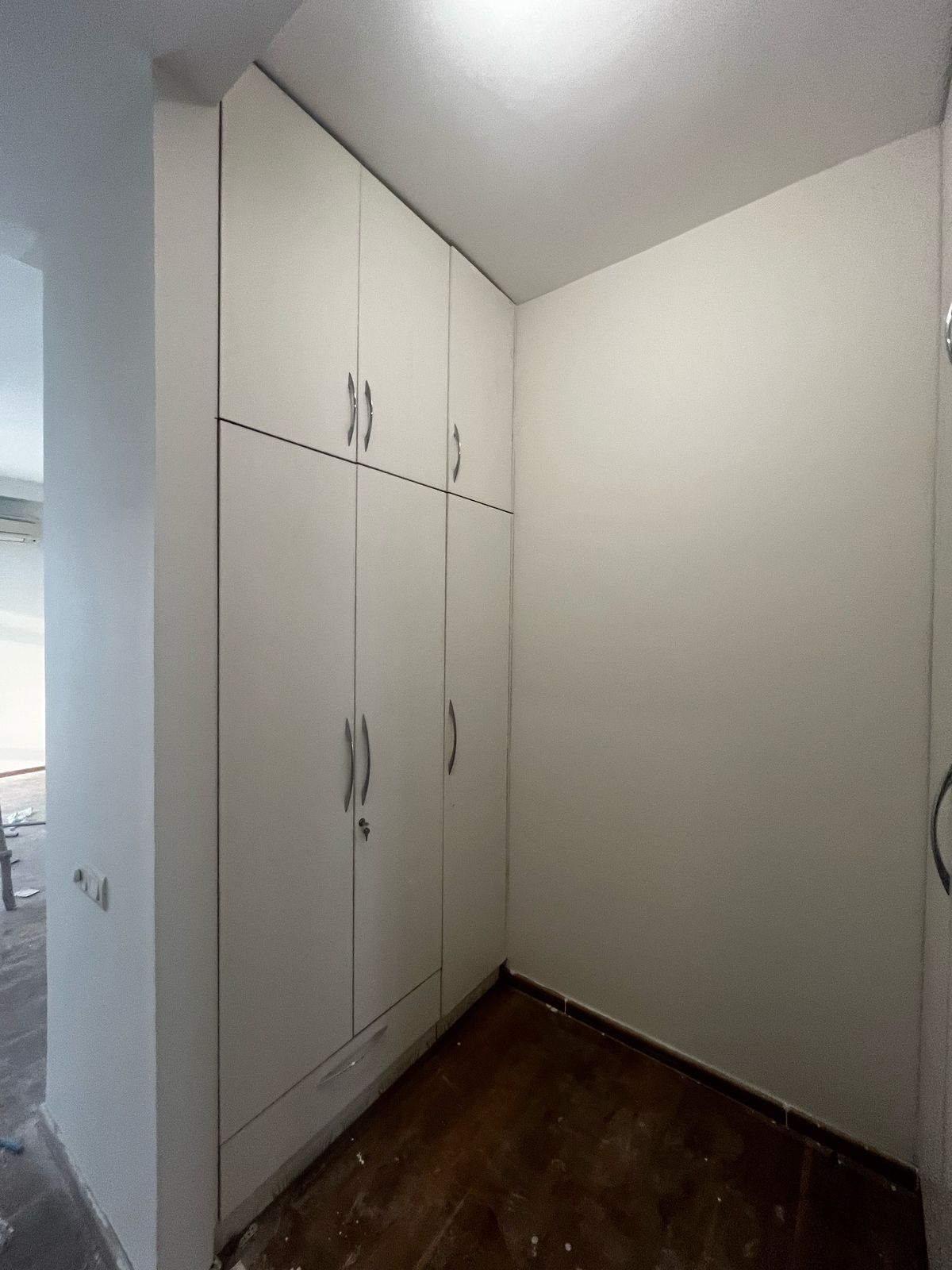 2 BHK + Pooja Room Apartment For Sale in Krisumi Waterside Residences