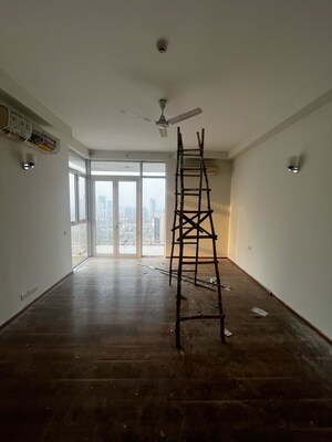 Room in 2 BHK Apartment at Krisumi Waterside Residences, Sector 36a – for Sale