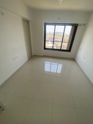 Room in 3 BHK Apartment at Satellite – for Rent