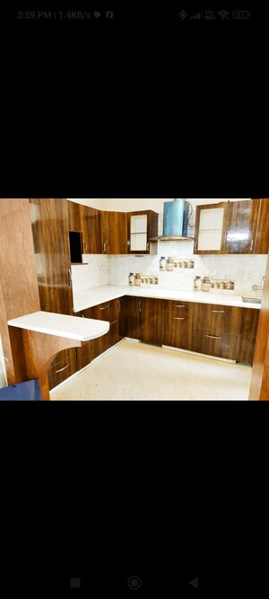 Kitchen in 3.5 BHK Apartment at Parsvnath Planet, Gomti Nagar – for Sale