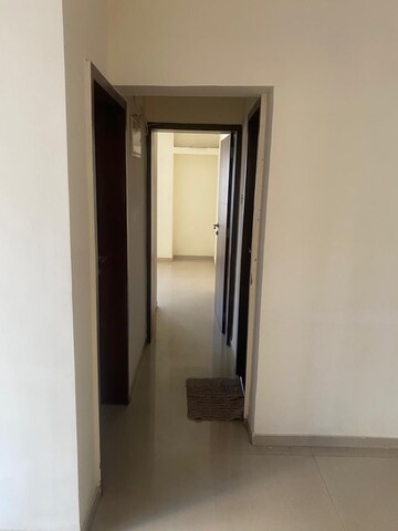 Room in 2 BHK Apartment at Vastushree Adrina, Mundhwa – for Rent