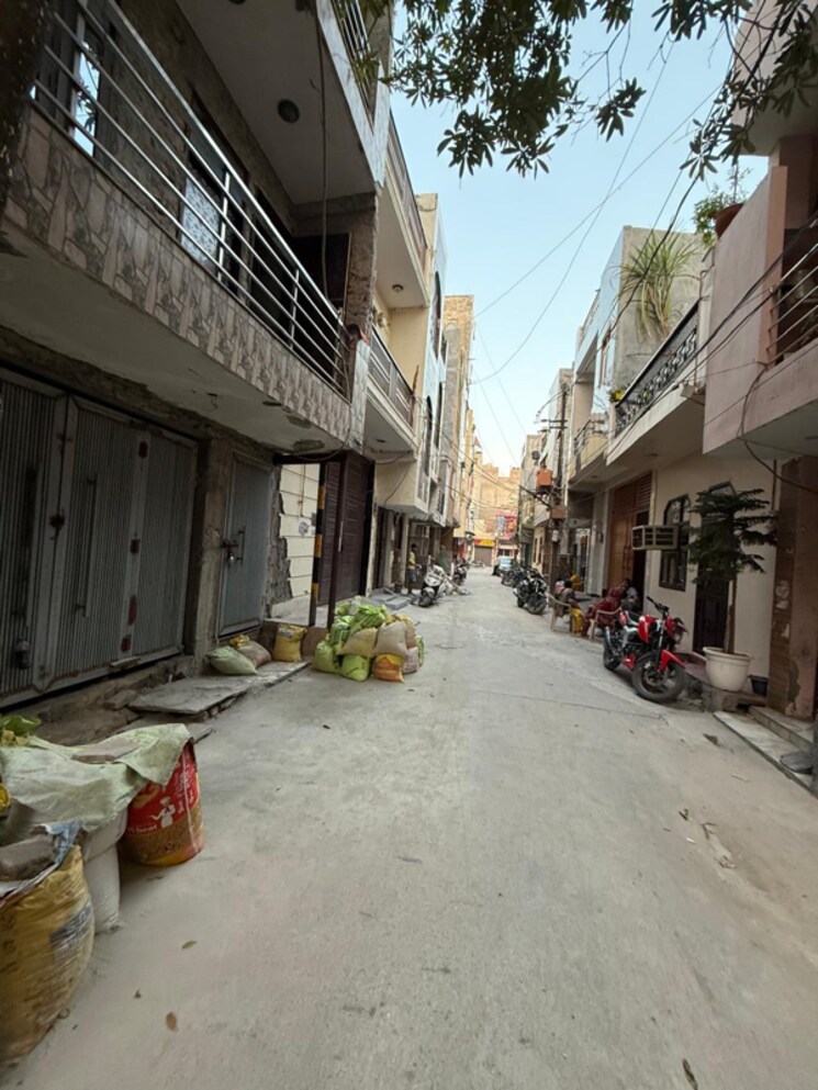 Exterior View, mohan garden 4 Bedroom 60 Sq.Yd. Independent House In Mohan Garden Delhi 8596072