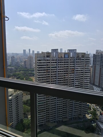 2 BHK Apartment – Exterior View View at Kalpataru Vienta, Kandivali East - for Rent