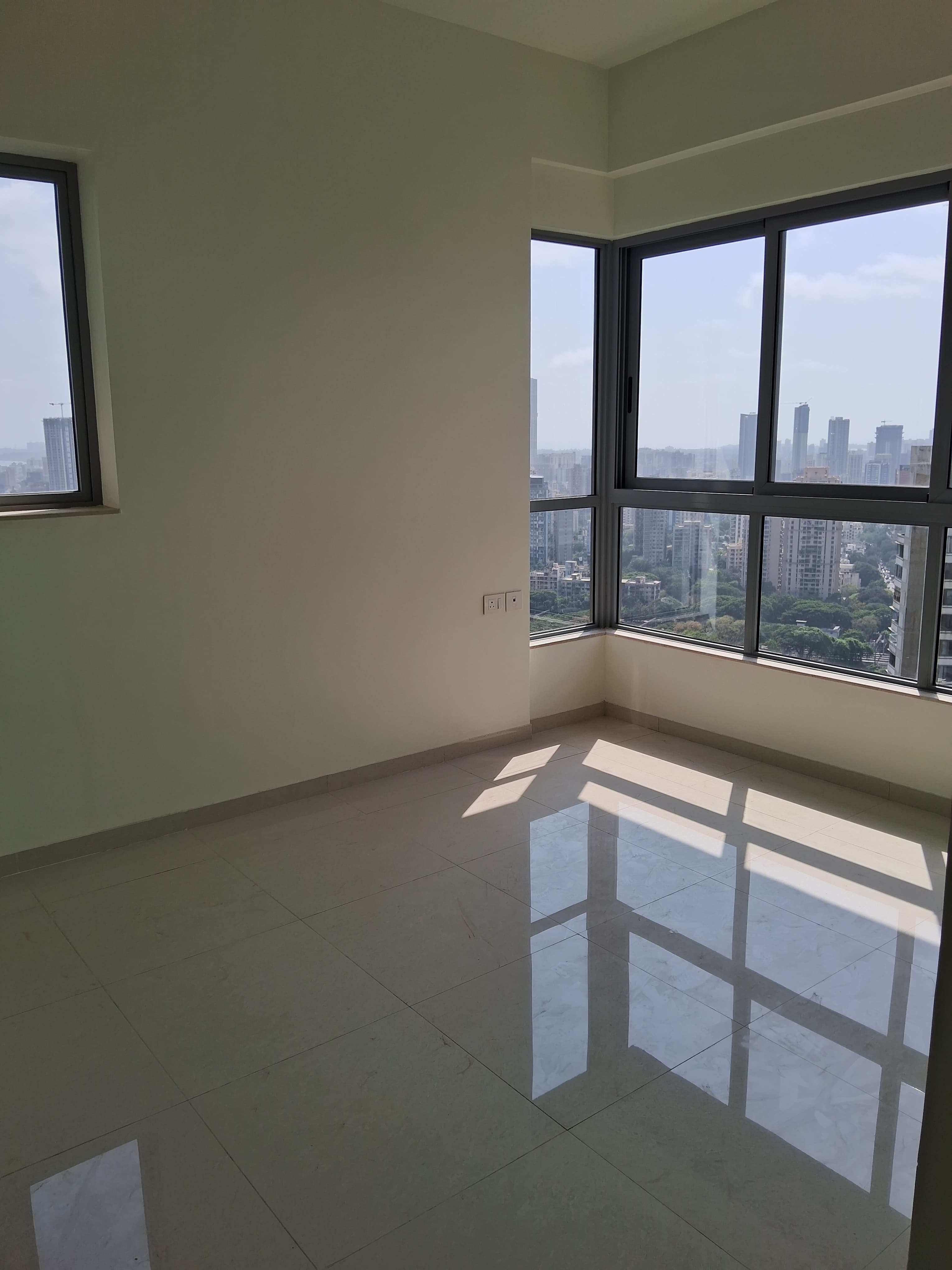 2 BHK Apartment For Rent in Kalpataru Vienta