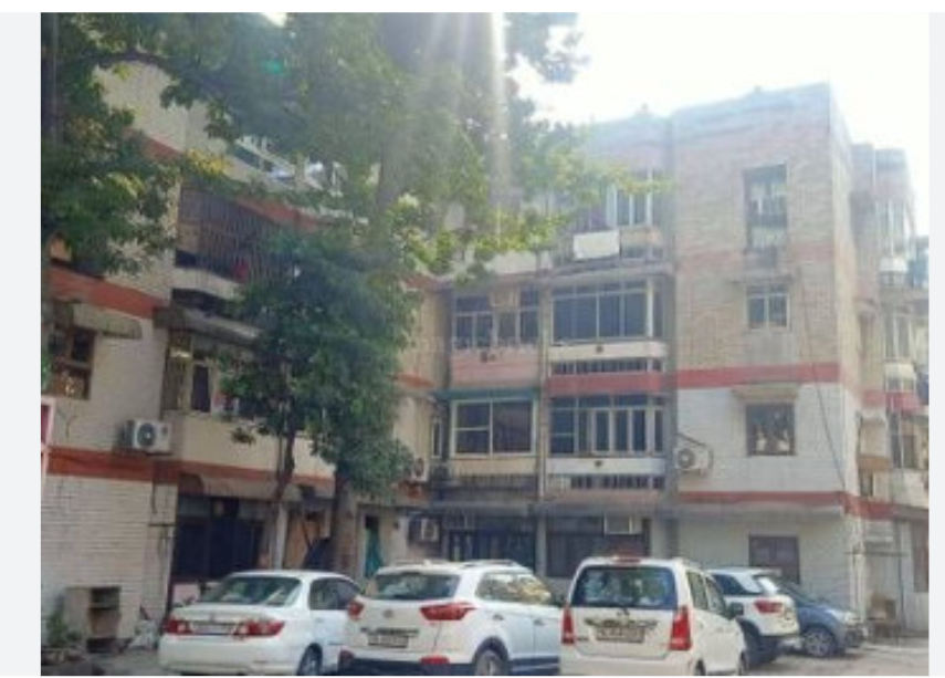 3 BHK + Extra Room Apartment For Sale in Star Apartment 