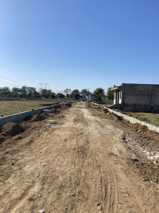 Plot For Sale in Diggi Road