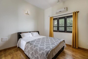 Bedroom in 3 BHK Villa at Prestige Oasis, Rajanukunte – for Sale