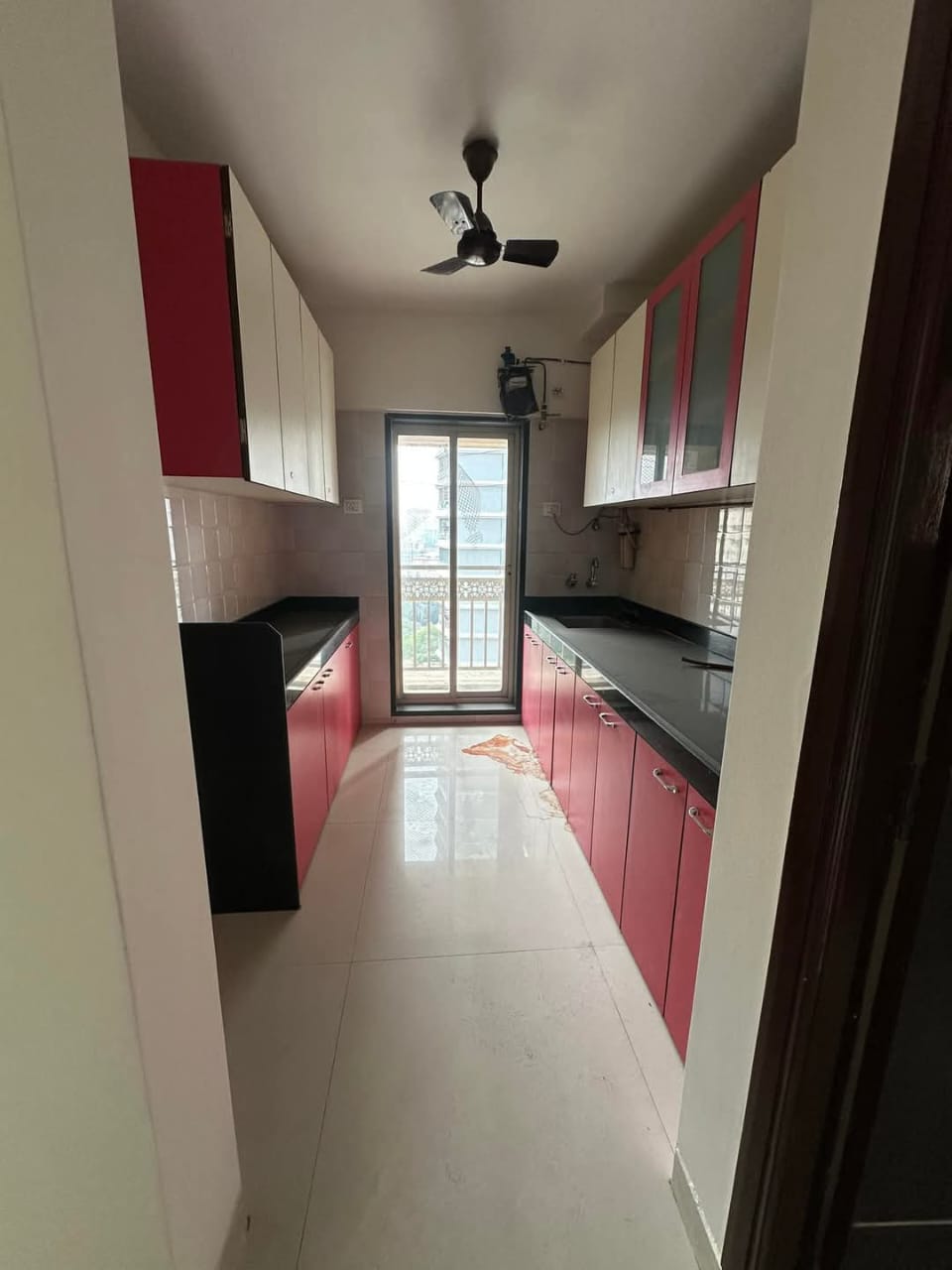 2 BHK Apartment For Rent in Hiranandani Delanna