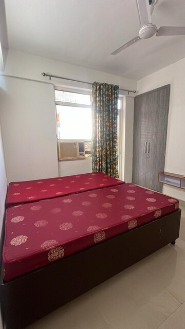Bedroom in 2 BHK Apartment at Suncity Avenue 76, Sector 76 – for Rent